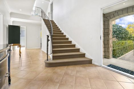 Photo of property in 12 Fairfield Lane, East Tamaki Heights, Auckland, 2016