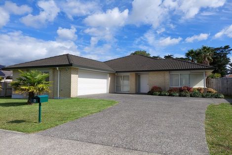 Photo of property in 6 Magee Place, East Tamaki Heights, Auckland, 2016