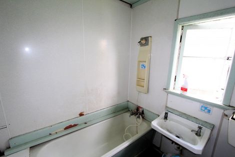 Photo of property in 2 Tweed Street, Tokoroa, 3420