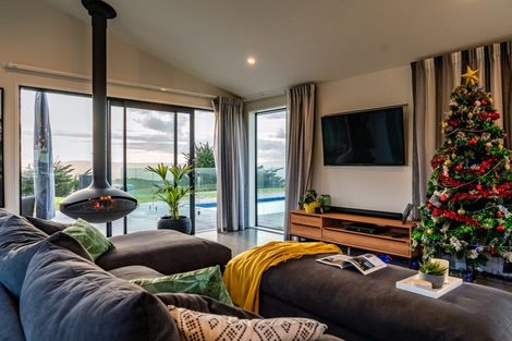 Photo of property in 668 Kaitemako Road, Welcome Bay, Tauranga, 3175