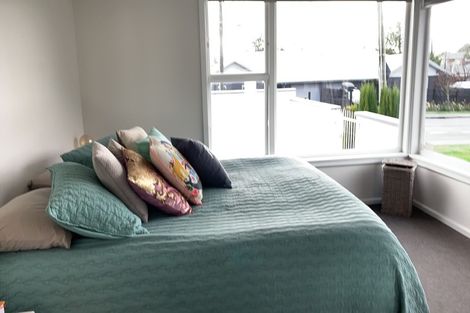 Photo of property in 2a Roscoe Street, Saint Martins, Christchurch, 8022