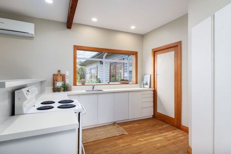 Photo of property in 33 Galway Avenue, Bryndwr, Christchurch, 8052