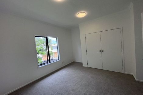 Photo of property in 4 Barnea Circle, Glen Eden, Auckland, 0602