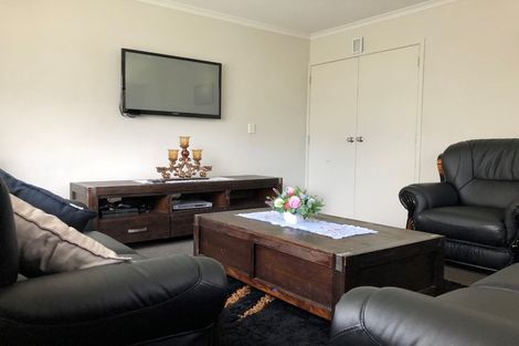 Photo of property in 10a Hill Road, Papatoetoe, Auckland, 2025