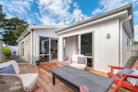 Photo of property in 9 Alice Lane, Papamoa Beach, Papamoa, 3118