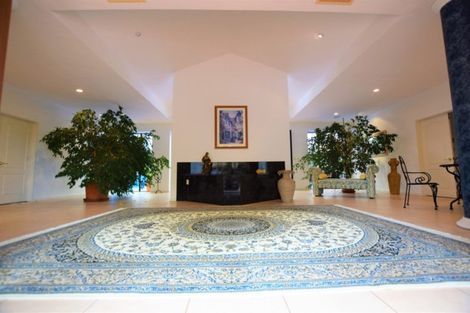 Photo of property in 4 Burgundy Park Avenue, Henderson, Auckland, 0612