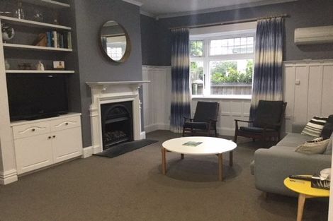 Photo of property in 143 Selwyn Street, Somerfield, Christchurch, 8024