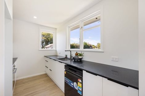 Photo of property in 23 Lambeth Crescent, Northcote, Christchurch, 8052