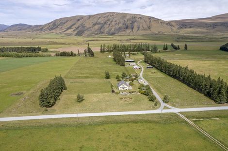 Photo of property in 1301 Hakatere Heron Road, Ashburton Lakes, Ashburton, 7771