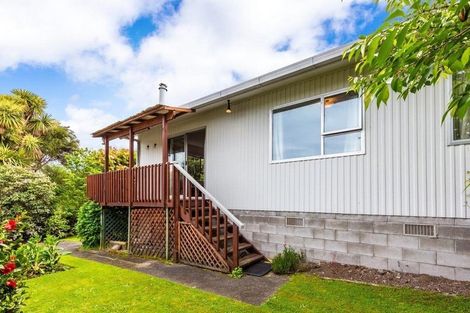 Photo of property in 2/18 Holland Grove, Richmond Heights, Taupo, 3330