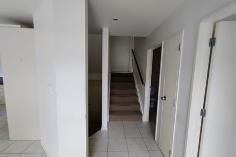 Photo of property in 30a Trinidad Road, Sunnynook, Auckland, 0620