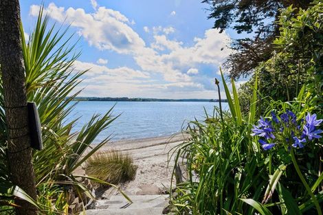 Photo of property in 4 Channel View Road, Clarks Beach, Pukekohe, 2679