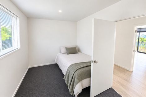 Photo of property in 43a Harbour View Road, Northland, Wellington, 6012