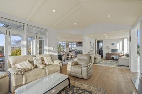Photo of property in 27 Palmer Crescent, Mission Bay, Auckland, 1071