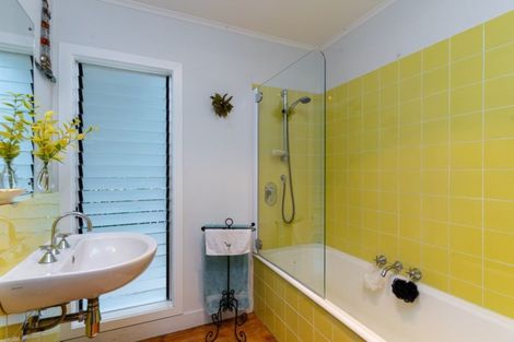 Photo of property in 70 Cologne Street, Martinborough, 5711