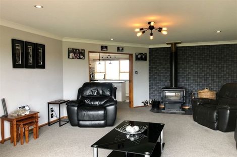 Photo of property in 381 Bay Road, West Plains, Invercargill, 9879