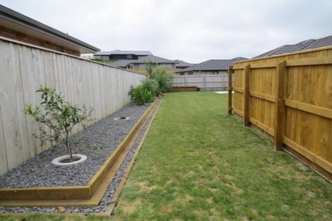 Photo of property in 35 Cyrus Street, Whalers Gate, New Plymouth, 4310