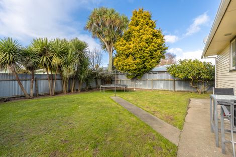 Photo of property in 4 Stoke Place, Awapuni, Palmerston North, 4412