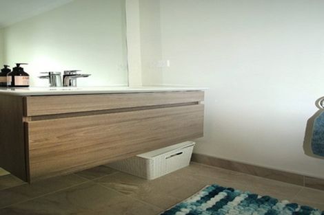 Photo of property in 14 Toi Place, Papamoa, 3118