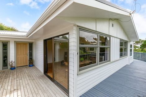 Photo of property in 36 Lynda Avenue, Paparangi, Wellington, 6037
