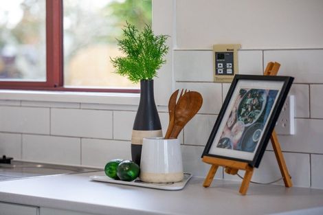 Photo of property in 13 Katherine Place, Melville, Hamilton, 3206