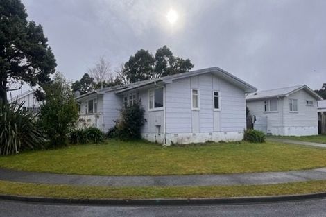 Photo of property in 31 Blueberry Grove, Timberlea, Upper Hutt, 5018