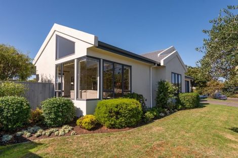 Photo of property in 7 San Vito Place, Paraparaumu Beach, Paraparaumu, 5032