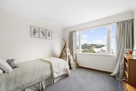 Photo of property in 43a Nevay Road, Miramar, Wellington, 6022