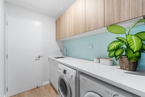 Photo of property in 32a Centreway Road, Orewa, 0931