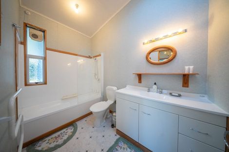 Photo of property in 14 Lakefront Drive, Te Anau, 9600
