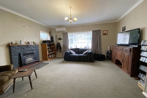 Photo of property in 15 Neptune Street, Dannevirke, 4930
