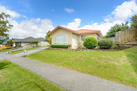 Photo of property in 100 Parnell Heights, Kelvin Grove, Palmerston North, 4414