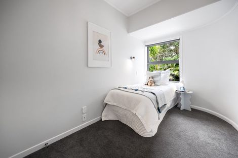 Photo of property in 35 Rock Isle Road, Torbay, Auckland, 0630