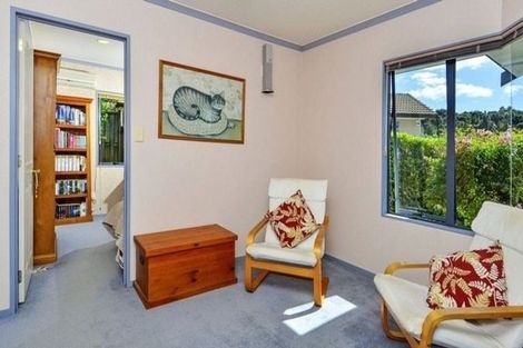 Photo of property in 5 Phoebe Meikle Place, Torbay, Auckland, 0630