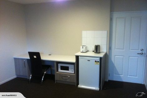 Photo of property in 98 Rattray Street, Riccarton, Christchurch, 8041