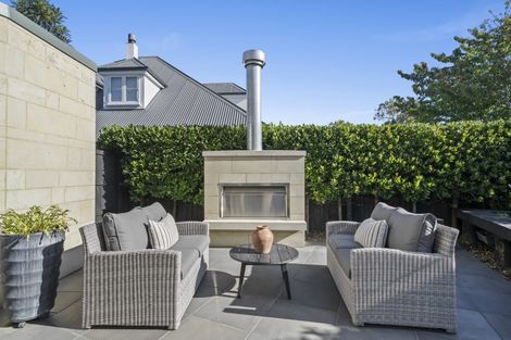 Photo of property in 7 Kotare Street, Fendalton, Christchurch, 8041