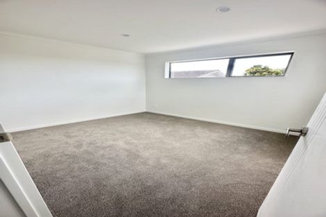 Photo of property in 4/11 Celeste Place, Totara Vale, Auckland, 0627