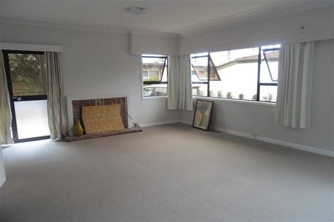 Photo of property in 48 Kitchener Road, Milford, Auckland, 0620