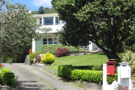 Photo of property in 5 Russell Street, Picton, 7220