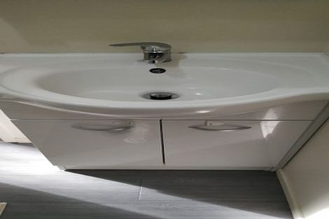 Photo of property in 27b Stott Avenue, Birkdale, Auckland, 0626