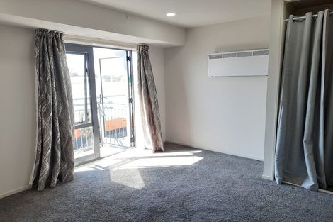 Photo of property in 3r/10 Crown Lynn Place, New Lynn, Auckland, 0600