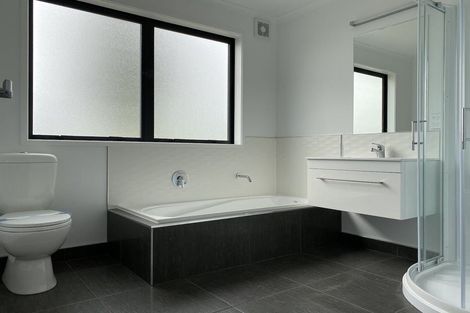 Photo of property in 60a West Street, Pukekohe, 2120