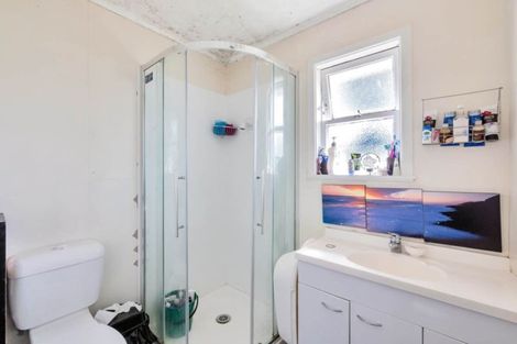 Photo of property in 12 Igloo Place, Red Hill, Papakura, 2110