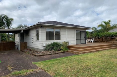 Photo of property in 7 Darren Crescent, Half Moon Bay, Auckland, 2012