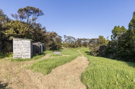 Photo of property in 457 Kiwitahi Road, Helensville, 0875