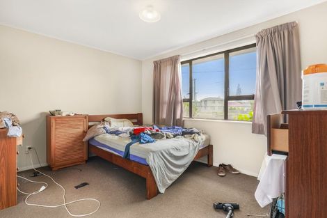 Photo of property in 24 Lincoln Road, Manurewa East, Auckland, 2102