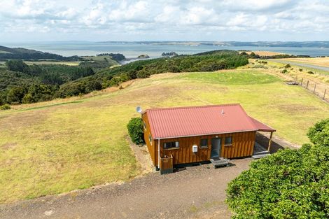 Photo of property in 986 Tinopai Road, Tinopai, Matakohe, 0593