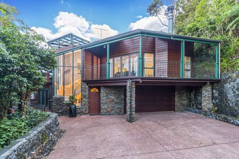 Photo of property in 64 Scenic Drive, Titirangi, Auckland, 0604