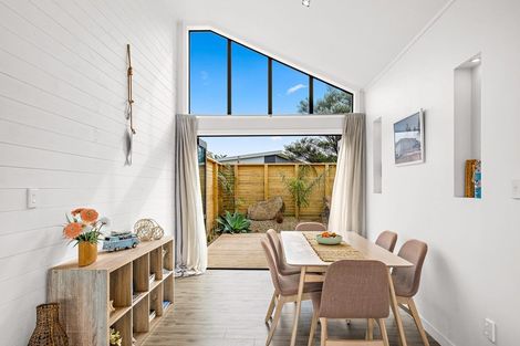 Photo of property in 68 Omana Avenue, Shelly Beach, Helensville, 0874