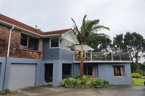 Photo of property in 12 Russell Drive, Oakura, 4314